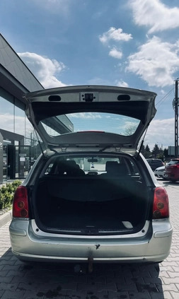Toyota Avensis cena 7200 przebieg: 307274, rok produkcji 2004 z Kielce małe 92